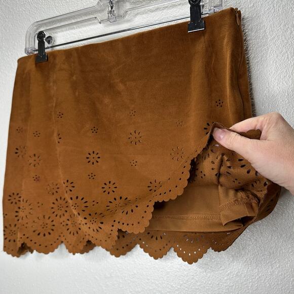 Zara Rust Brown Faux Suede Laser Cut Scalloped Hem Skirt L - Picture 4 of 13